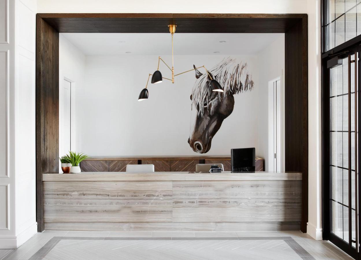 The Vanderbilt Hotel Suites Westbury Buitenkant foto