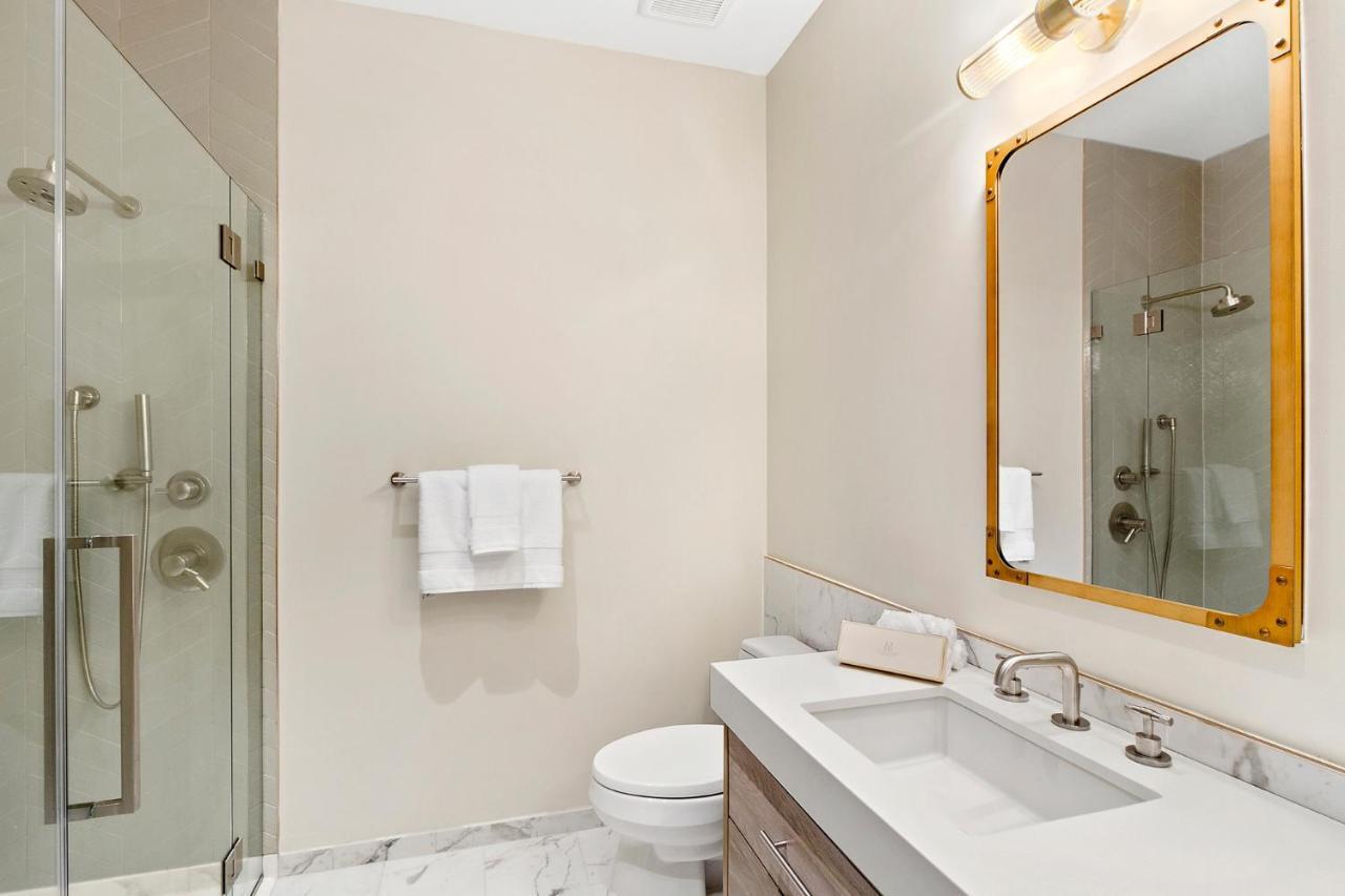 The Vanderbilt Hotel Suites Westbury Buitenkant foto