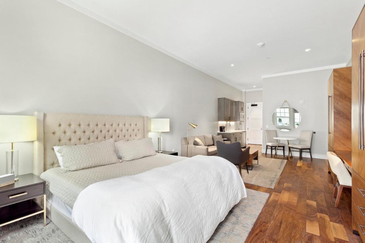 The Vanderbilt Hotel Suites Westbury Buitenkant foto